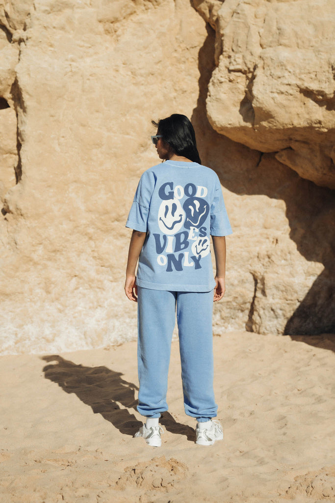 Smiley Good Vibes Only Oversize Tee