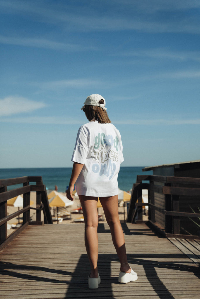 Good Vibes Only Oversize Tee