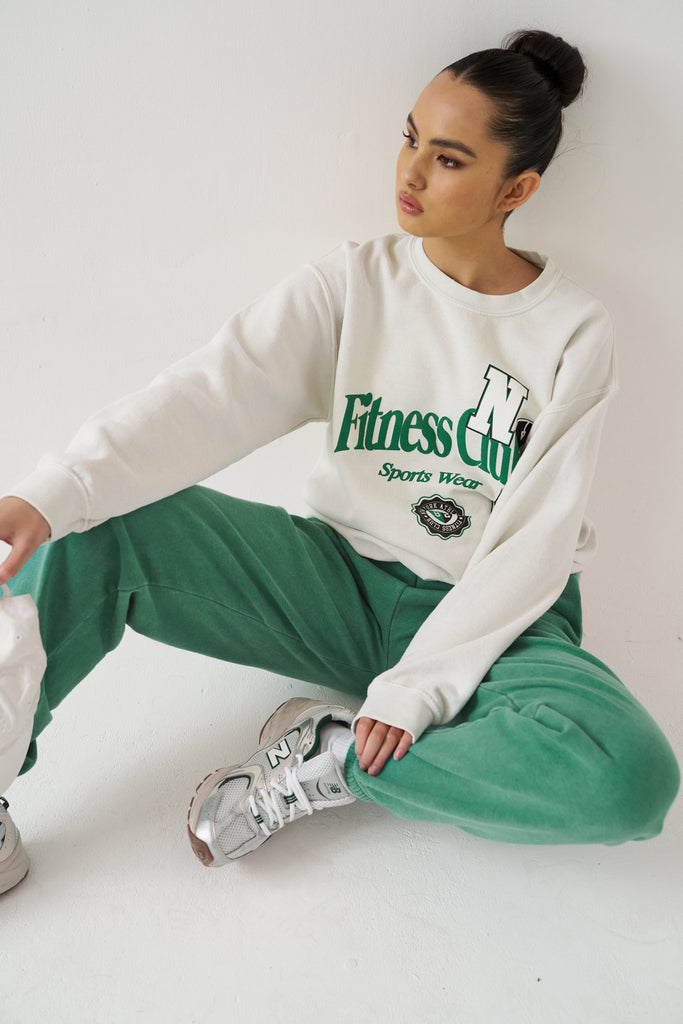 Fitness Club Cream Washed Sweater